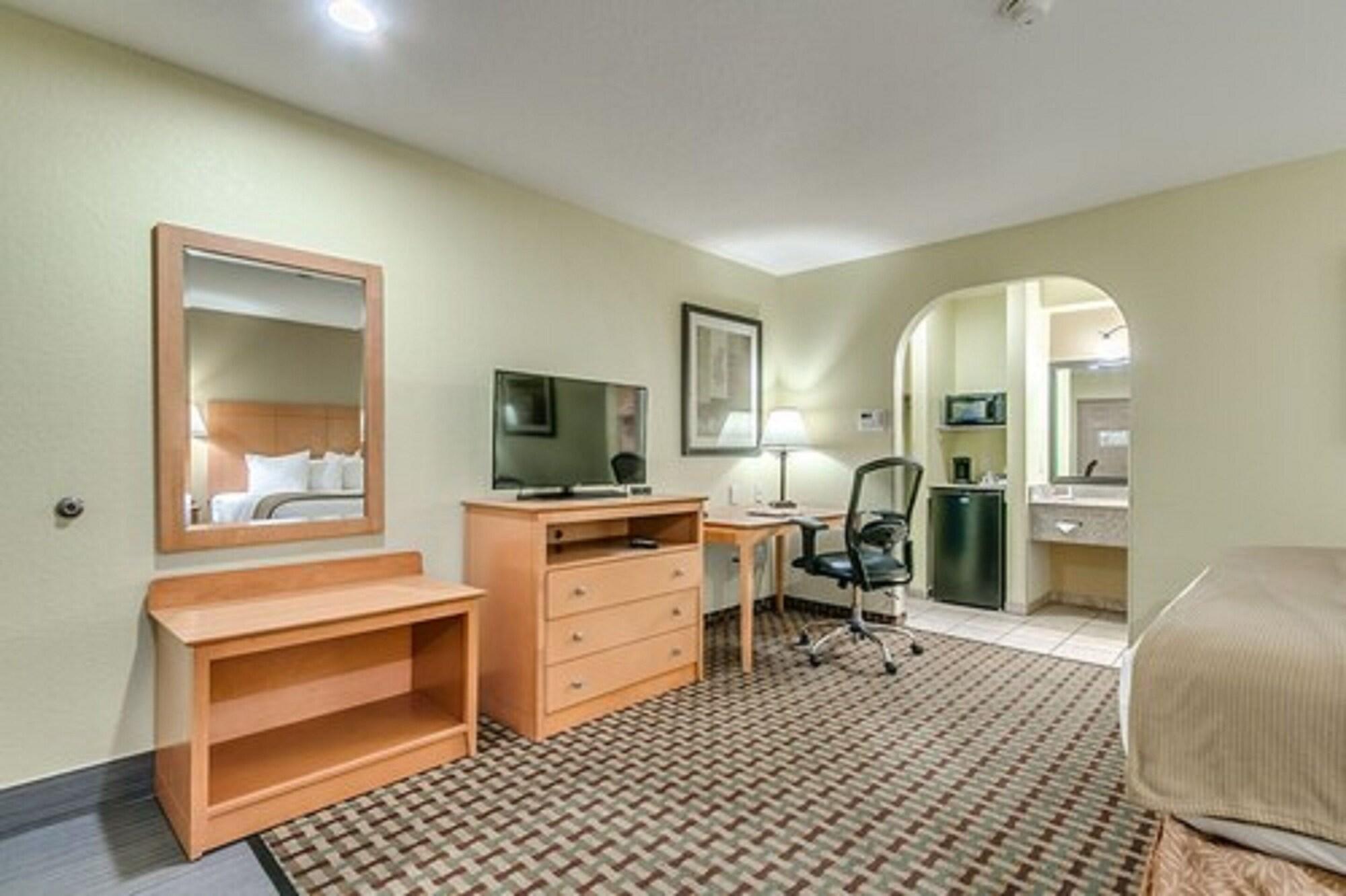 Days Inn By Wyndham Lubbock South Kültér fotó