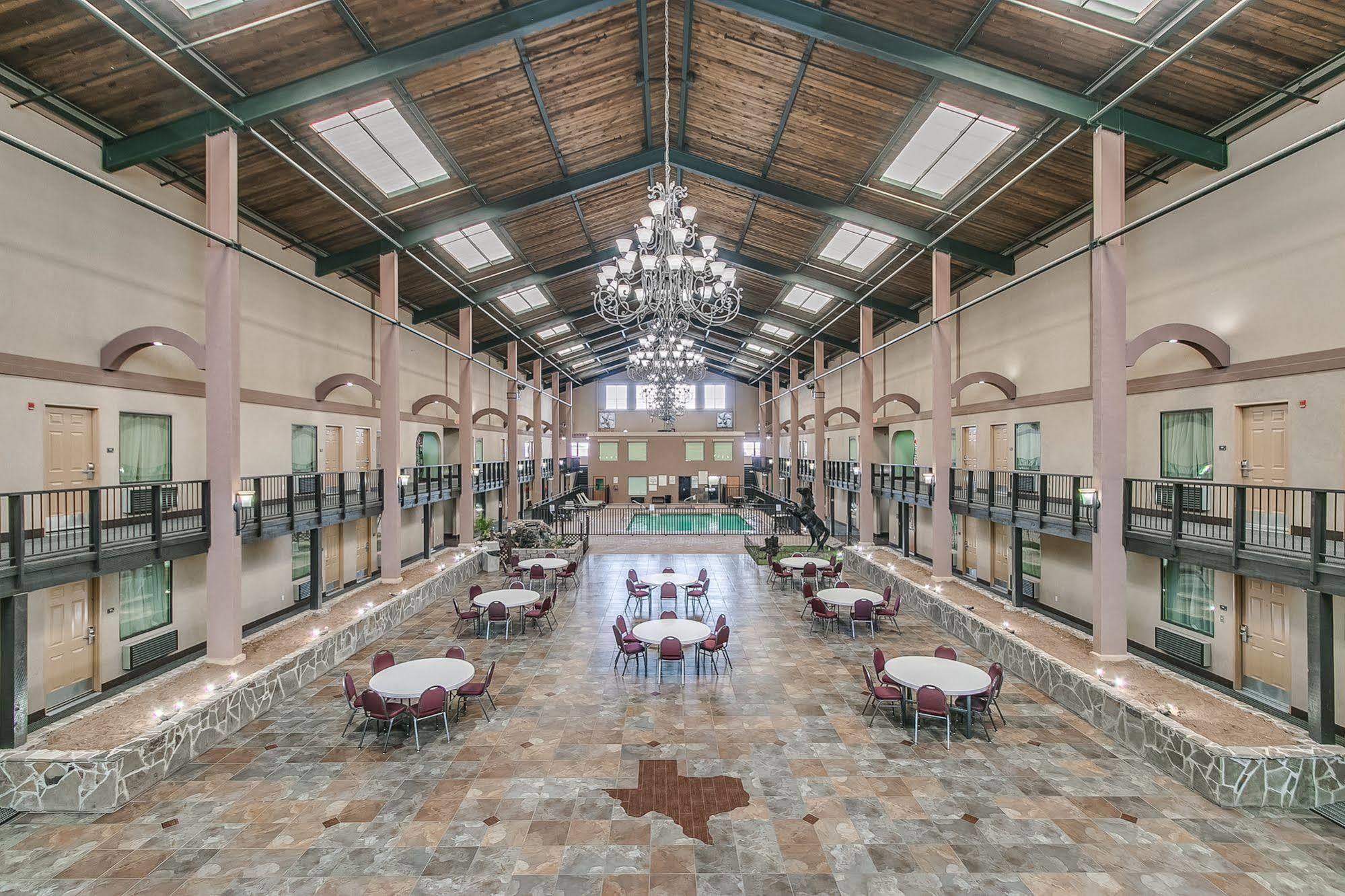 Days Inn By Wyndham Lubbock South Kültér fotó
